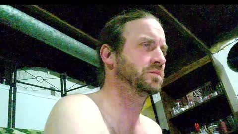 Snapshot of rwb1982 chatting on November 11, 2:22 am rwb1982 online show from November 11, 2:22 am