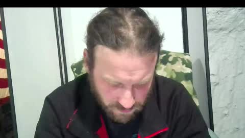 Snapshot of rwb1982 chatting on December 14, 11:09 pm rwb1982 online show from December 14, 11:09 pm