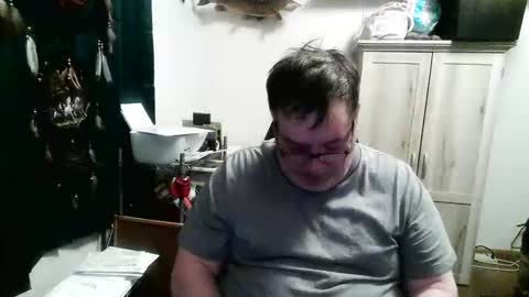 rwzar_1965 online show from April 10, 1:55 am