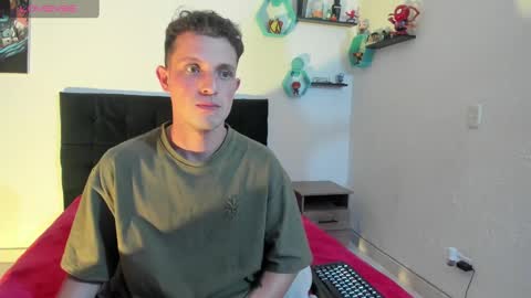 Snapshot of ryan15_ chatting on February 10, 2:19 am Ryan 15 online show from February 10, 2:19 am