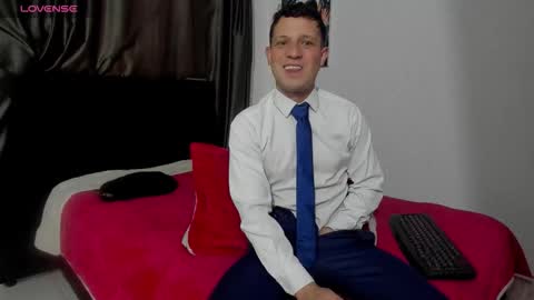 Snapshot of ryan15_ chatting on December 20, 11:50 am Ryan 15 online show from December 20, 11:50 am