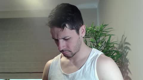 Snapshot of ryan_chatter chatting on November 18, 6:45 pm Ryan online show from November 18, 6:45 pm