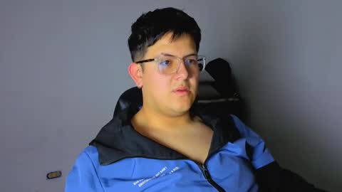 Snapshot of ryan_doretti chatting on September 18, 11:01 am Ryan online show from September 18, 11:01 am