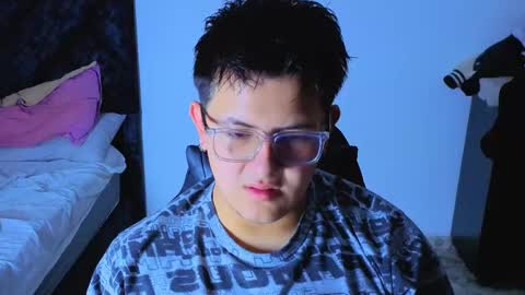 Snapshot of ryan_doretti chatting on September 19, 11:33 am Ryan online show from September 19, 11:33 am