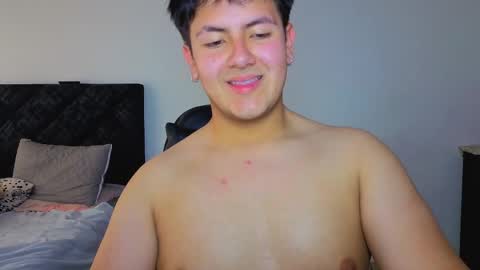 Snapshot of ryan_doretti chatting on September 27, 4:56 pm Ryan online show from September 27, 4:56 pm