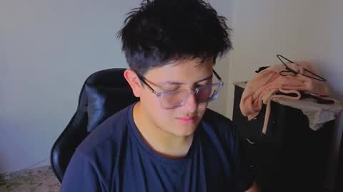 Snapshot of ryan_doretti chatting on October 10, 3:11 pm Ryan online show from October 10, 3:11 pm