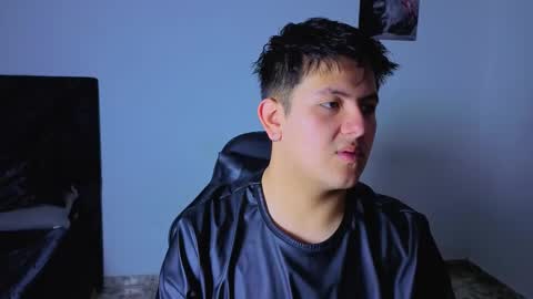 Snapshot of ryan_doretti chatting on November 2, 1:46 pm Ryan online show from November 2, 1:46 pm