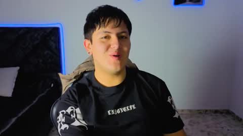 Snapshot of ryan_doretti chatting on November 20, 10:26 am Ryan online show from November 20, 10:26 am