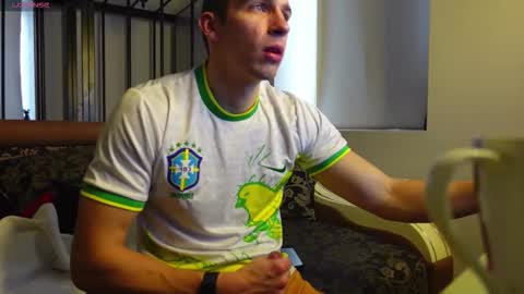 Snapshot of ryan_dozer chatting on November 20, 8:14 am RYAN DOZER online show from November 20, 8:14 am