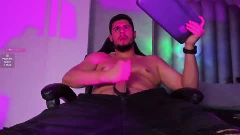 Snapshot of ryan_evanns chatting on September 14, 4:00 am R Y A N online show from September 14, 4:00 am