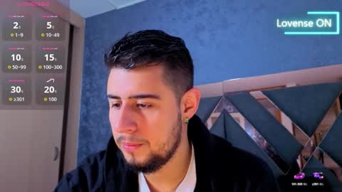 Snapshot of ryan_evanns chatting on September 29, 11:15 am R Y A N online show from September 29, 11:15 am