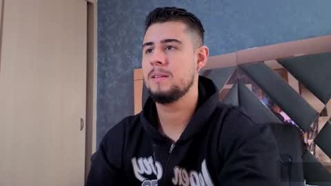 Snapshot of ryan_evanns chatting on October 12, 1:54 pm R Y A N online show from October 12, 1:54 pm