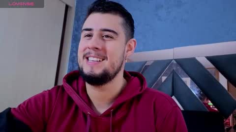 Snapshot of ryan_evanns chatting on October 20, 11:32 am R Y A N online show from October 20, 11:32 am