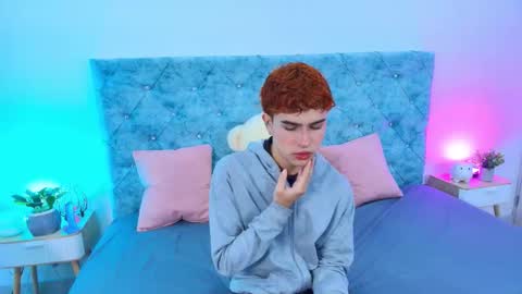 Snapshot of ryan_onfire chatting on March 4, 11:16 am R Y A N ON F I R E online show from March 4, 11:16 am