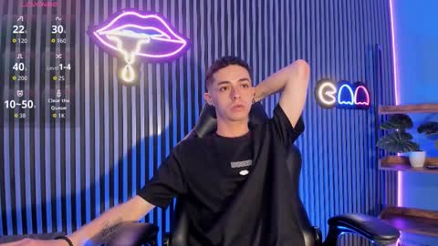 RYAN online show from December 2, 9:43 pm