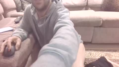 Snapshot of ryanbishops01 chatting on January 16, 12:45 am Ryland online show from January 16, 12:45 am