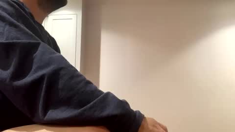 Snapshot of ryanbishops01 chatting on January 29, 4:47 am Ryland online show from January 29, 4:47 am