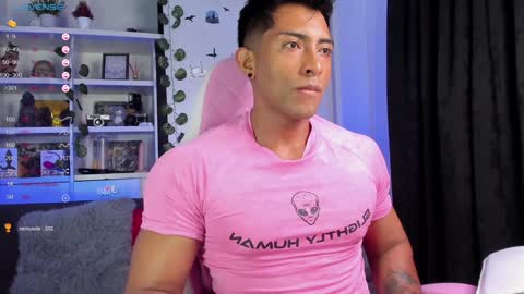 Snapshot of ryanboy30 chatting on January 19, 10:39 pm ryanboy30 online show from January 19, 10:39 pm