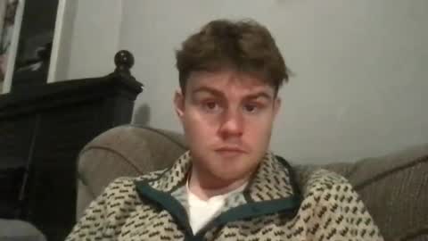 ryanhung_57 online show from January 12, 3:01 am