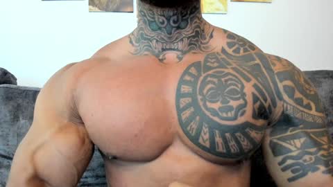 Snapshot of ryanjhonston chatting on February 3, 12:03 pm Ryan online show from February 3, 12:03 pm