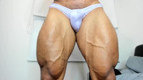 Snapshot of ryanjhonston chatting on March 11, 12:33 am Ryan online show from March 11, 12:33 am