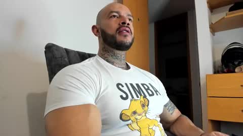 Snapshot of ryanjhonston chatting on September 26, 12:53 pm Ryan online show from September 26, 12:53 pm