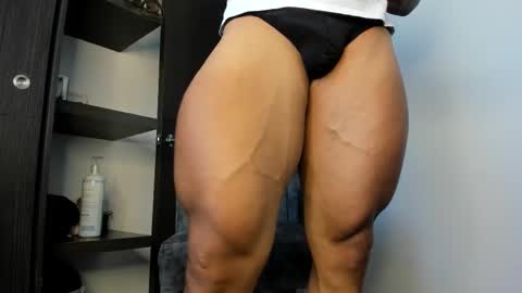 Snapshot of ryanjhonston chatting on November 8, 12:49 pm Ryan online show from November 8, 12:49 pm