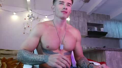 Ryan Blue ig ryannblue online show from December 28, 11:16 pm