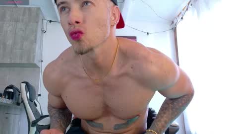 Ryan Blue ig ryannblue online show from September 14, 8:30 pm