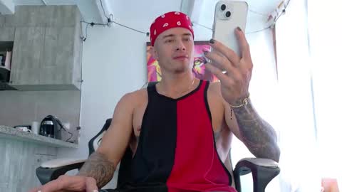 Ryan Blue ig ryannblue online show from September 25, 7:39 pm