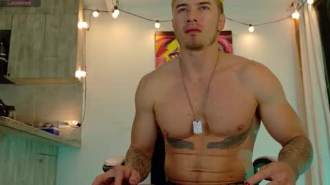 Ryan Blue ig ryannblue online show from October 28, 11:29 pm