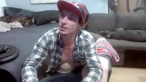 Ryan Tee online show from October 6, 3:09 pm