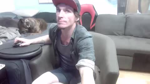 Ryan Tee online show from October 12, 9:19 am