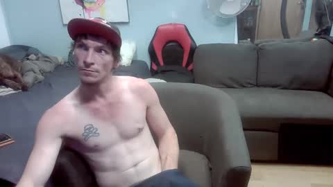 Ryan Tee online show from October 20, 9:59 pm