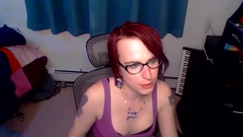 Snapshot of ryff_burnz chatting on November 5, 5:51 am Ryff Burnz online show from November 5, 5:51 am