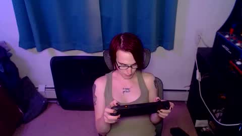 Snapshot of ryff_burnz chatting on November 18, 2:06 am Ryff Burnz online show from November 18, 2:06 am