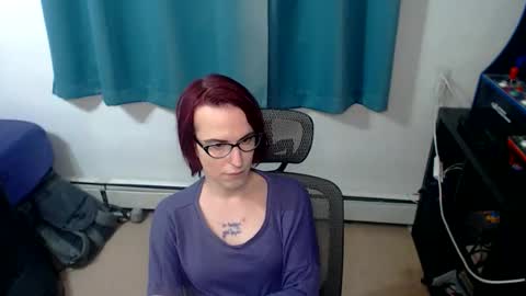 Snapshot of ryff_burnz chatting on December 3, 8:18 pm Ryff Burnz online show from December 3, 8:18 pm