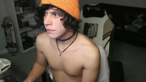 Snapshot of ryot35 chatting on November 19, 5:46 pm Ryot3 online show from November 19, 5:46 pm