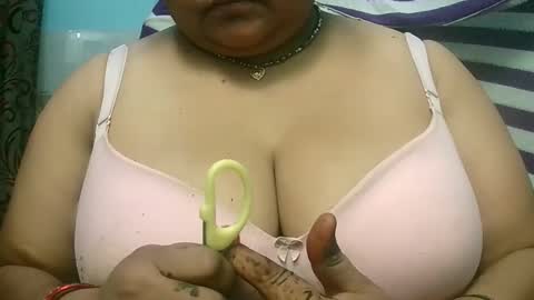 Snapshot of s03286 chatting on October 9, 5:22 pm HotLovers online show from October 9, 5:22 pm