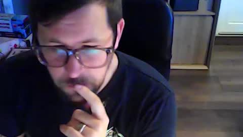 s1ave1989 online show from December 5, 7:05 am