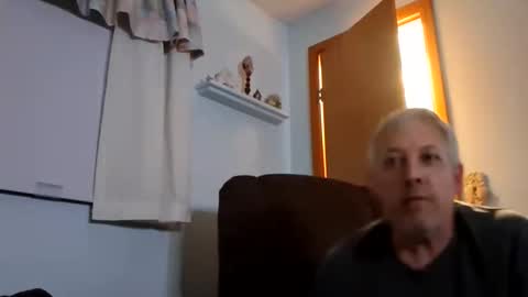 Snapshot of s49309 chatting on November 17, 11:10 pm s49309 online show from November 17, 11:10 pm