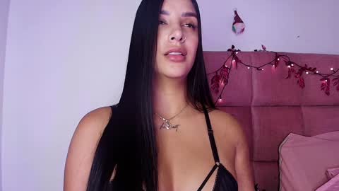 Snapshot of s_samanthax chatting on December 27, 9:06 am Samantha online show from December 27, 9:06 am