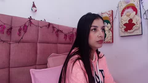 Snapshot of s_samanthax chatting on December 28, 3:04 am Samantha online show from December 28, 3:04 am