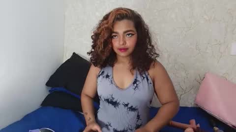 Snapshot of s_sofia_ chatting on September 22, 7:27 pm s_sofia_ online show from September 22, 7:27 pm