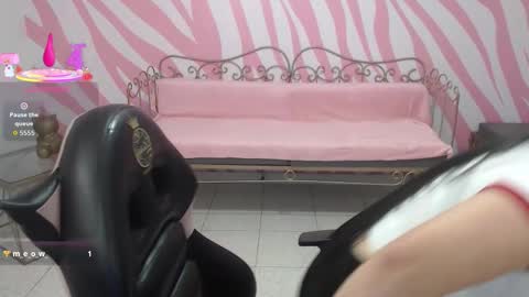 Sabrina online show from November 13, 1:10 pm