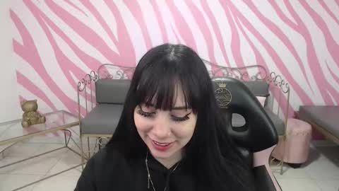 Sabrina online show from December 3, 1:09 pm