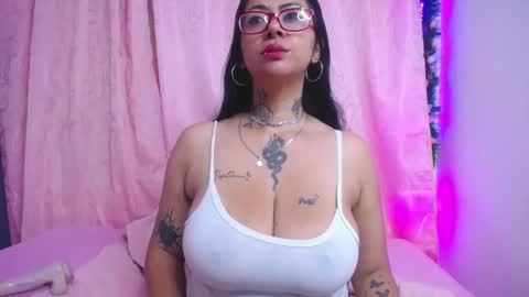 Snapshot of saalomee_1 chatting on December 23, 1:56 pm saalomee 1 online show from December 23, 1:56 pm