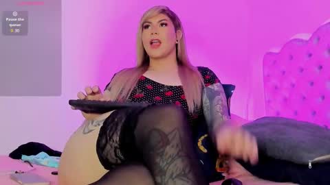 Sammy Saenz ig Sammysaenz  online show from November 8, 11:58 pm