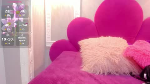 Snapshot of saammy_17 chatting on December 4, 8:50 pm sammy online show from December 4, 8:50 pm