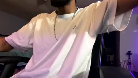 saasbutt online show from December 23, 12:08 am